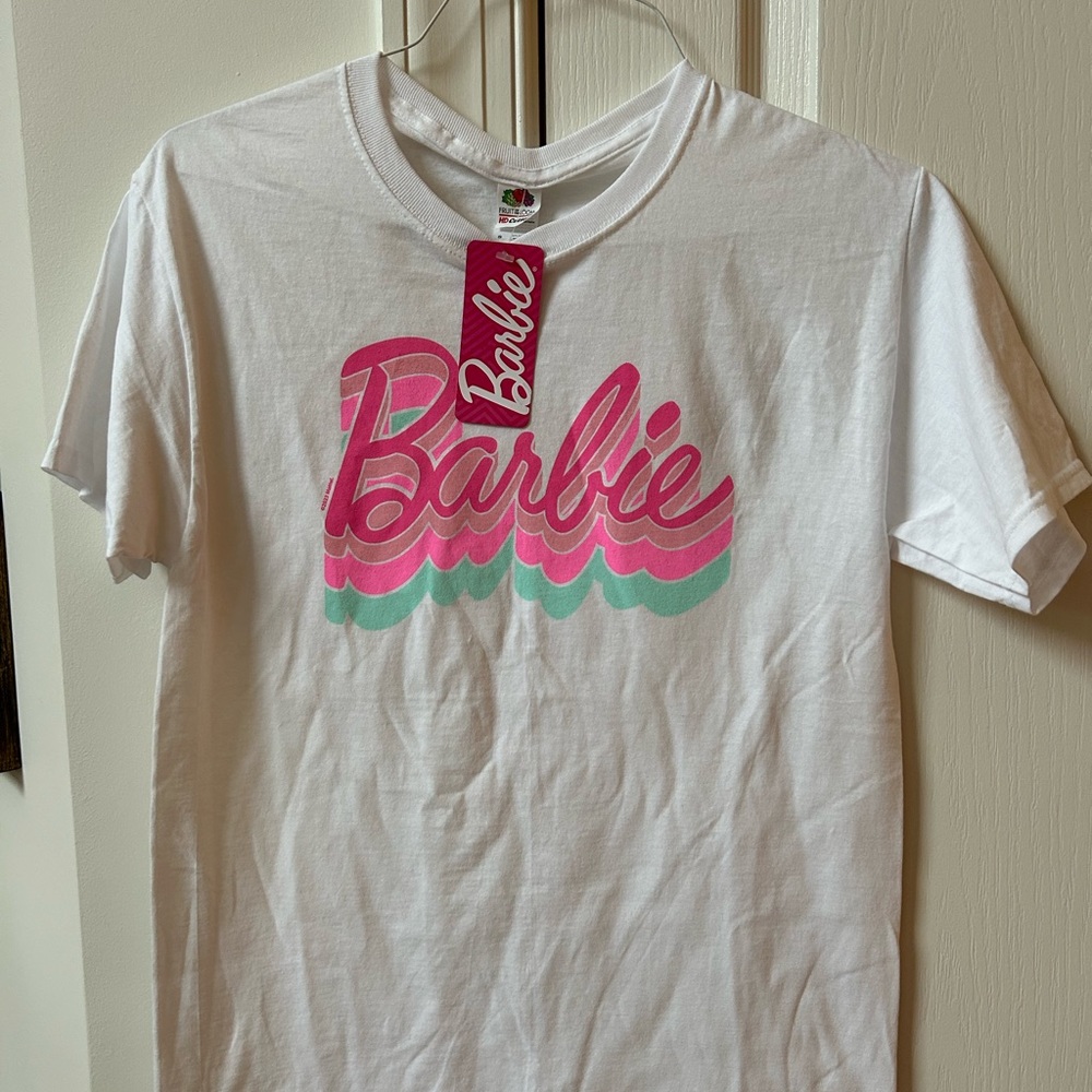 ADORABLE NWT BARBIE LICENSED WHITE COTTON TEE-SHIRT SIZE SMALL